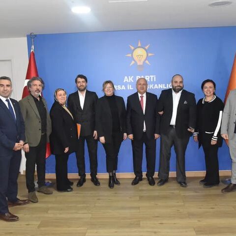 Marmara Bölgesi Genişletilmiş Sosyal Politikalar Başkanları Toplantısı" kapsamında #Bursa İl-İlçe 3 kademe Sosyal Politikalar Başkanları, İl-İlçe EKM ve YKM Başkanlarımızla bir araya geldik.